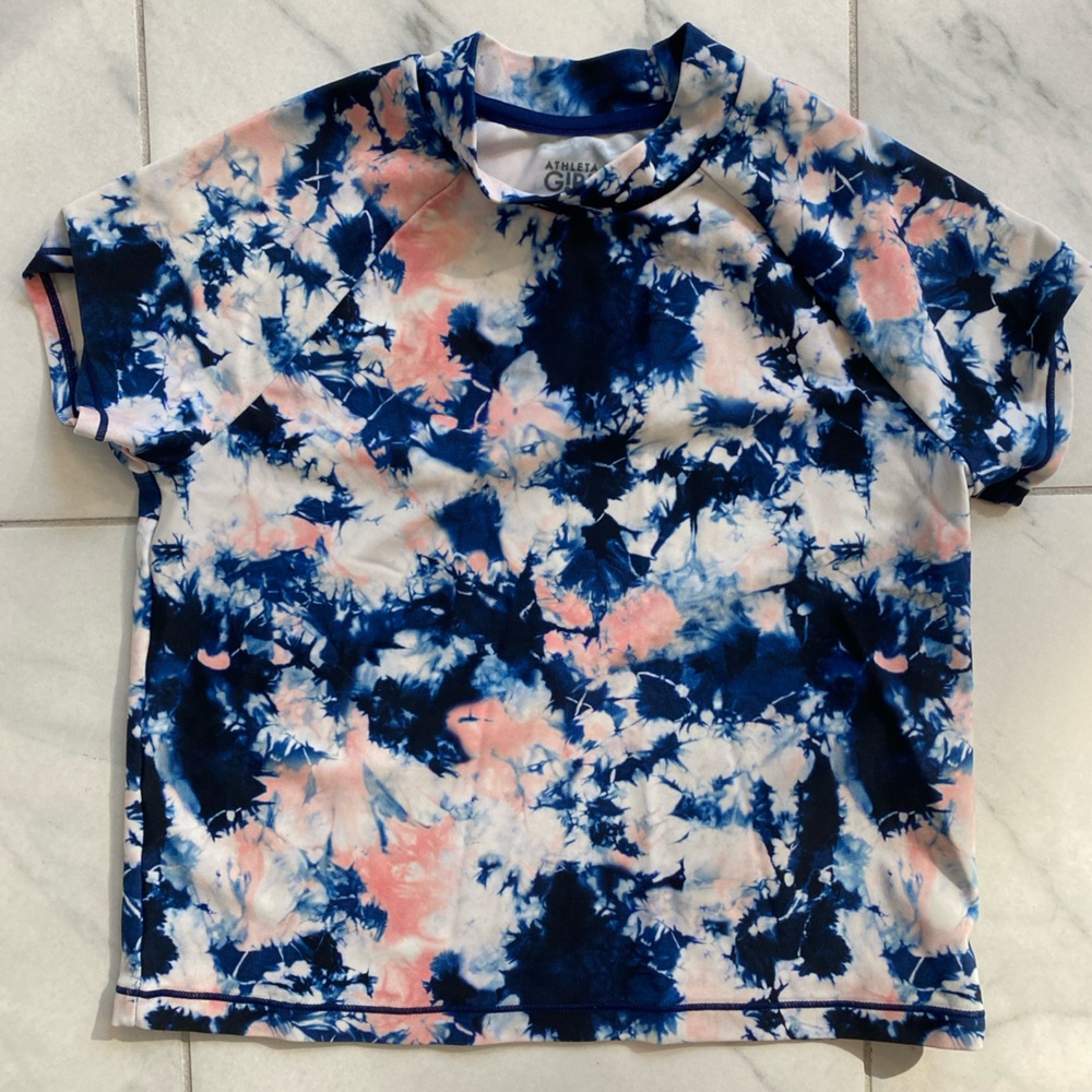 LIKE NEW! Athleta Girl Mock Neck Rashguard - size M (8/10)